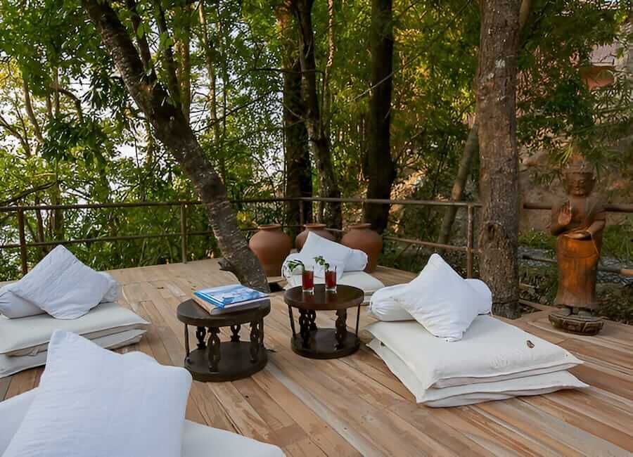 Dwarika’s Resort Dhulikhel Nepal (outdoor lounge)
