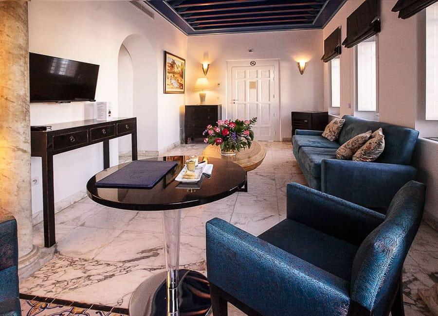 La Villa Bleue Sidi Bou Said Tunisia (Family Room) 1