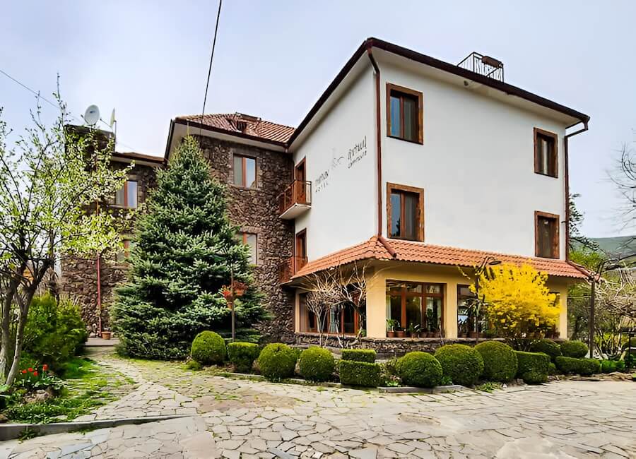 Mirhav Hotel Goris Armenia (Exterior)