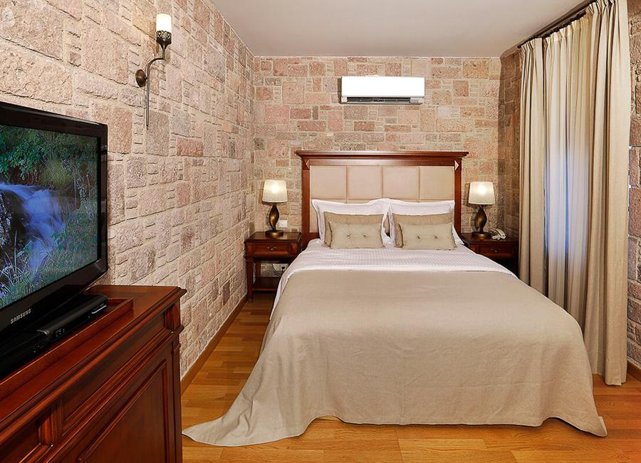 YundAntik Cunda Konaklari Cunda Island Turkiye (Stone Room)