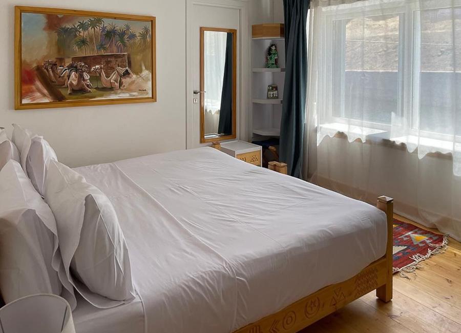 Safiya Dahabiya Nile Cruise Egypt (Double Bedded cabin)