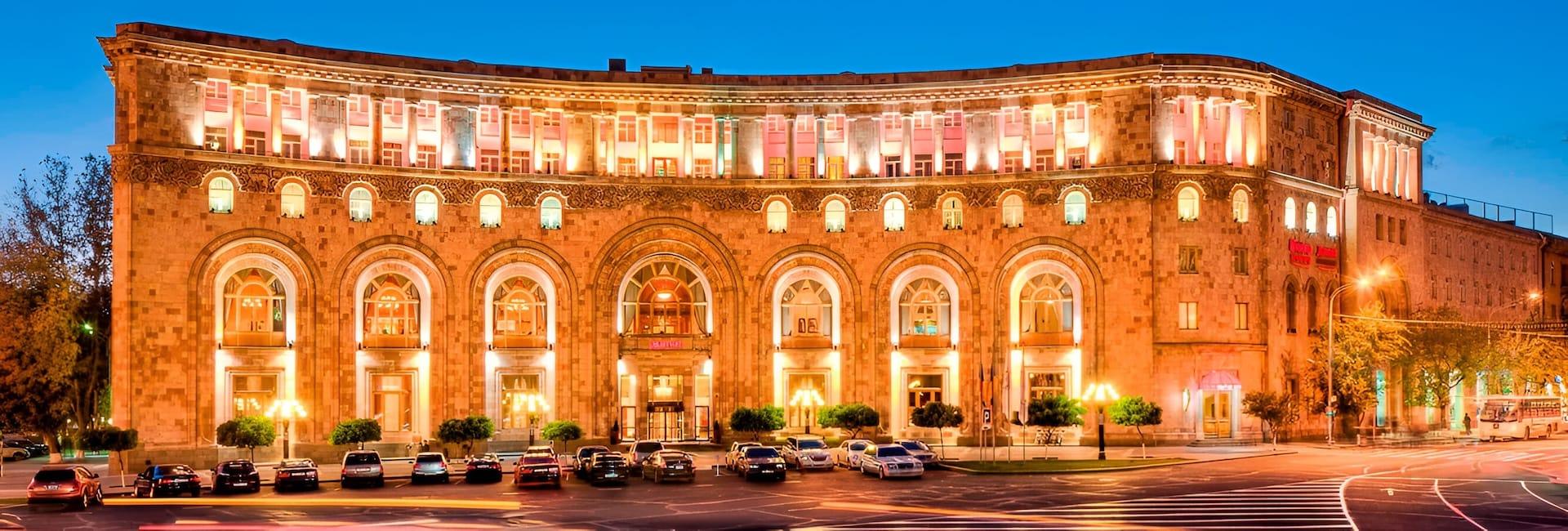 Hotels in Armenia (Armenia Marriott Hotel Yerevan)