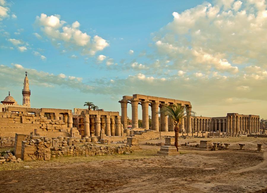 Luxor (Luxor Temple) Egypt DT 25453637