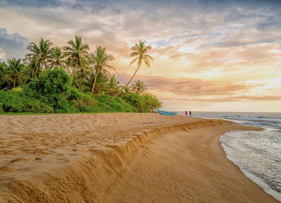 Tangalle (beach) Sri Lanka DT 248308593