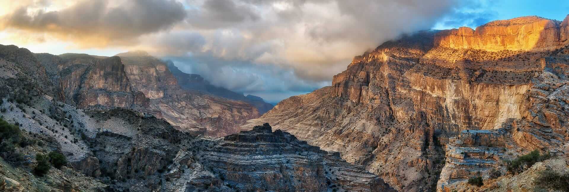 Luxury holidays in Oman (Al Hajar Mountains) DT 112630673