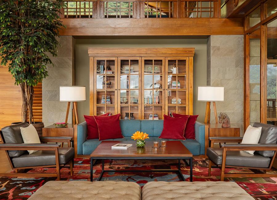 Taj Chia Kutir Resort & Spa, Darjeeling India (Lounge)