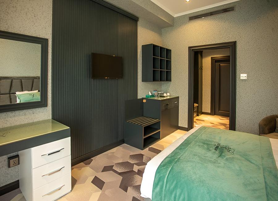 VIS Palm Hotel Ganja Azerbaijan (Bedroom) 6