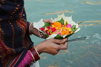 Haridwar (Puja ceremony) India DT 12324848