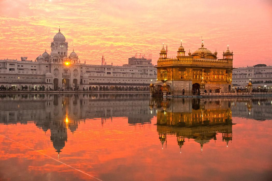 Unmissable Sights and Experiences North India - Amritsar Golden Temple DT 23850912