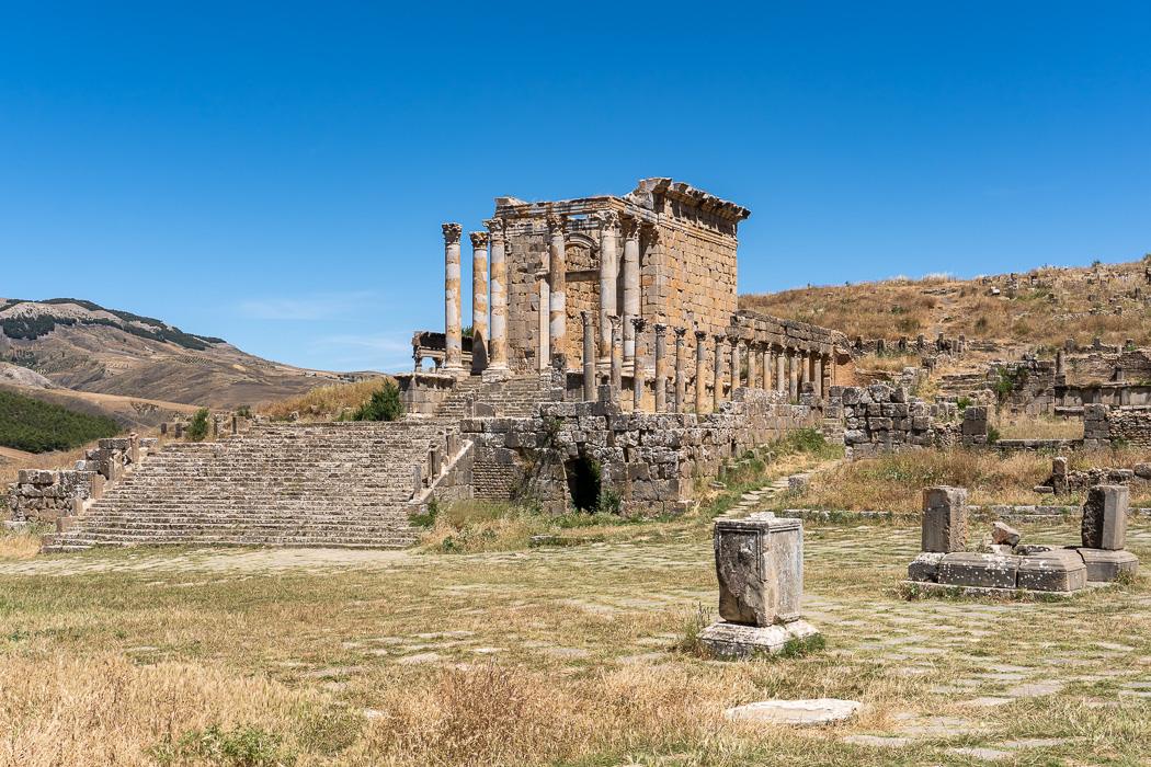 Unmissable Sights and Experiences in Algeria - Roman city of Djemila © Mark & Kirsty Bennetts 47